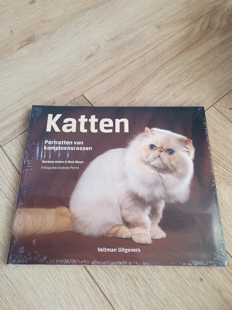 Katten portretten kampioensrassen fotoboek katten, Nieuw, Diverse auteurs, Ophalen of Verzenden, Katten