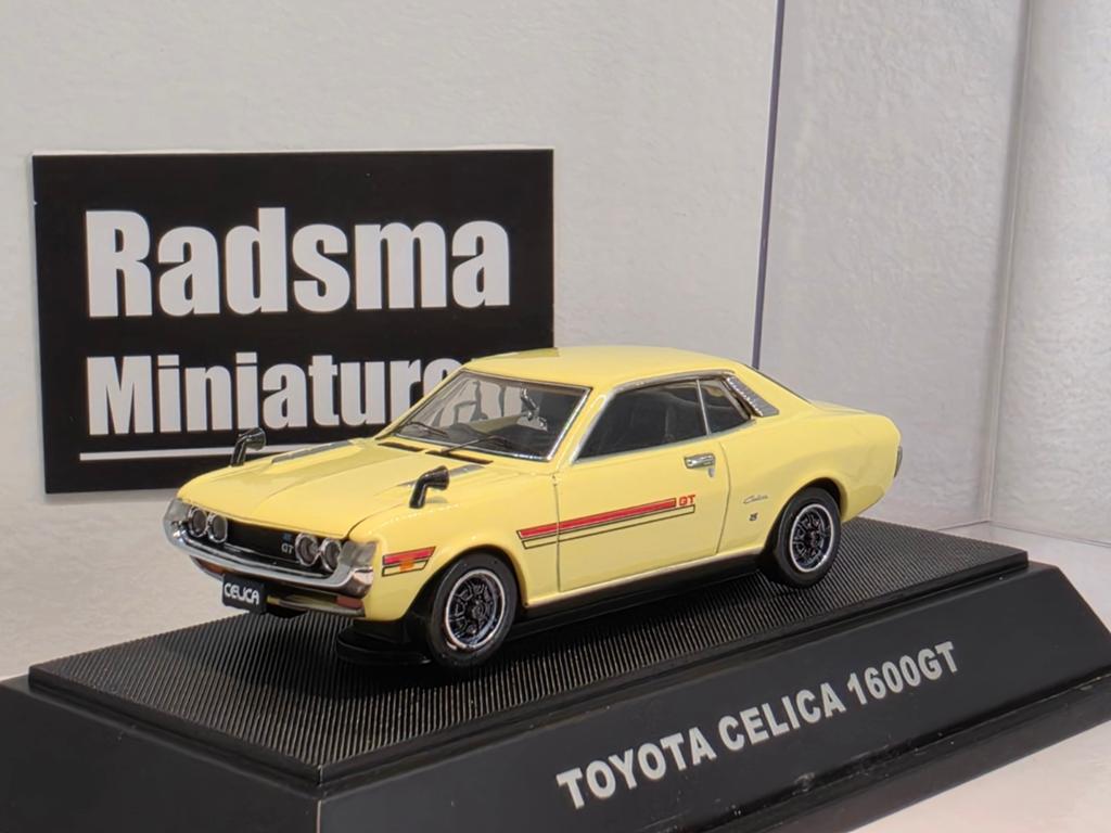 Toyota Celica 1600GT - Geel - 1:43 Ebbro, Hobby en Vrije tijd, Modelauto's | 1:43, Overige merken, Auto, Ophalen of Verzenden