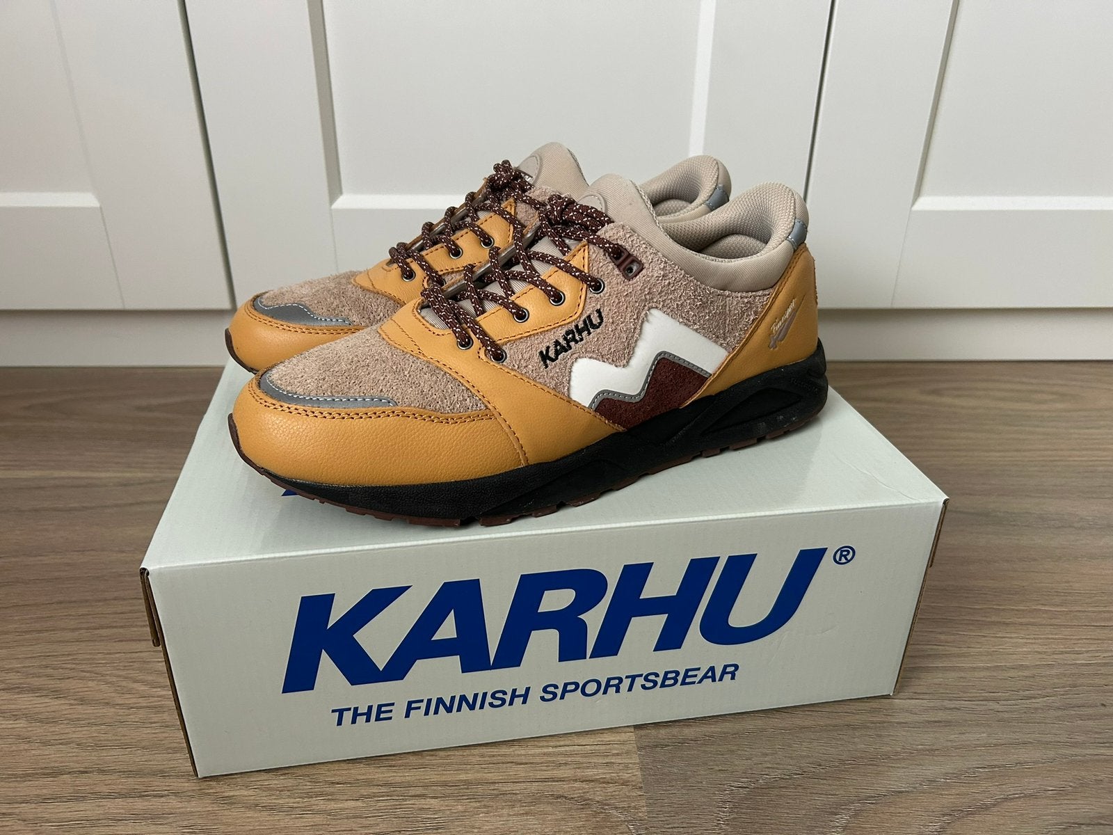 Karhu Aria 95 maat 44, Overige kleuren, Nieuw, Ophalen of Verzenden, Sneakers of Gympen