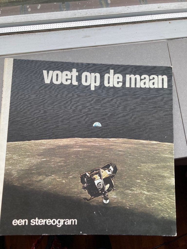 Grammofoonplaat; voet op de maan, LP, Gebruikt, Overige genres, Overige formaten