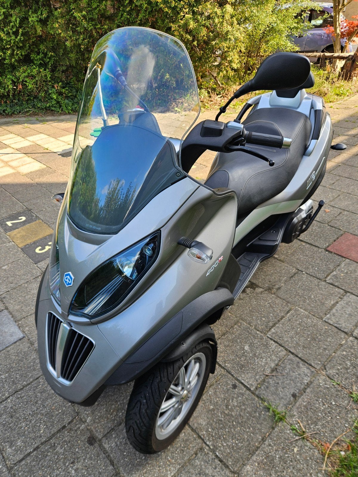 Te Koop nette  Piaggio Mp3 19700 km BJ 2014 Autorijbewijs, Motoren, 400 cc, Gebruikt, Particulier, Overig