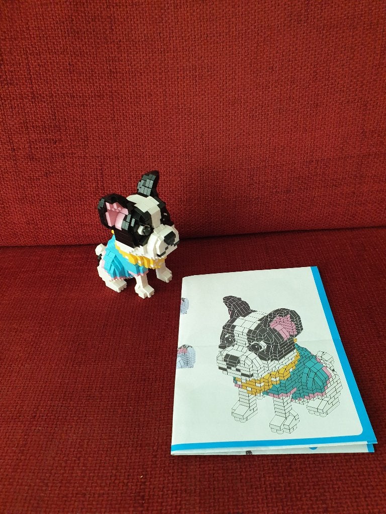 Mini bouwstenen hond lepin bull dog met jas, Ophalen of Verzenden
