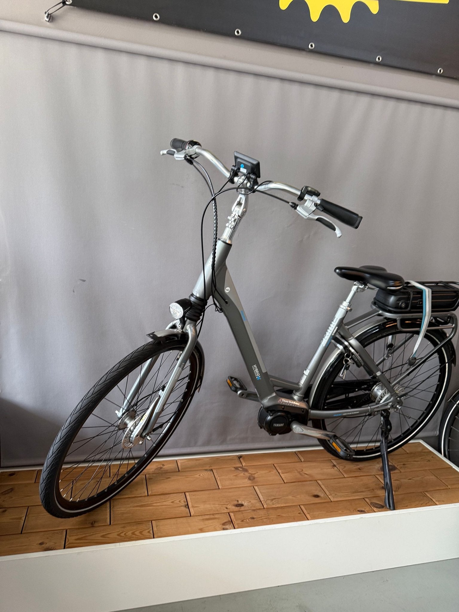 Elektrische fiets GIANT PRIME MIDDENMOTOR, -, -, Zo goed als nieuw, 47 tot 51 cm