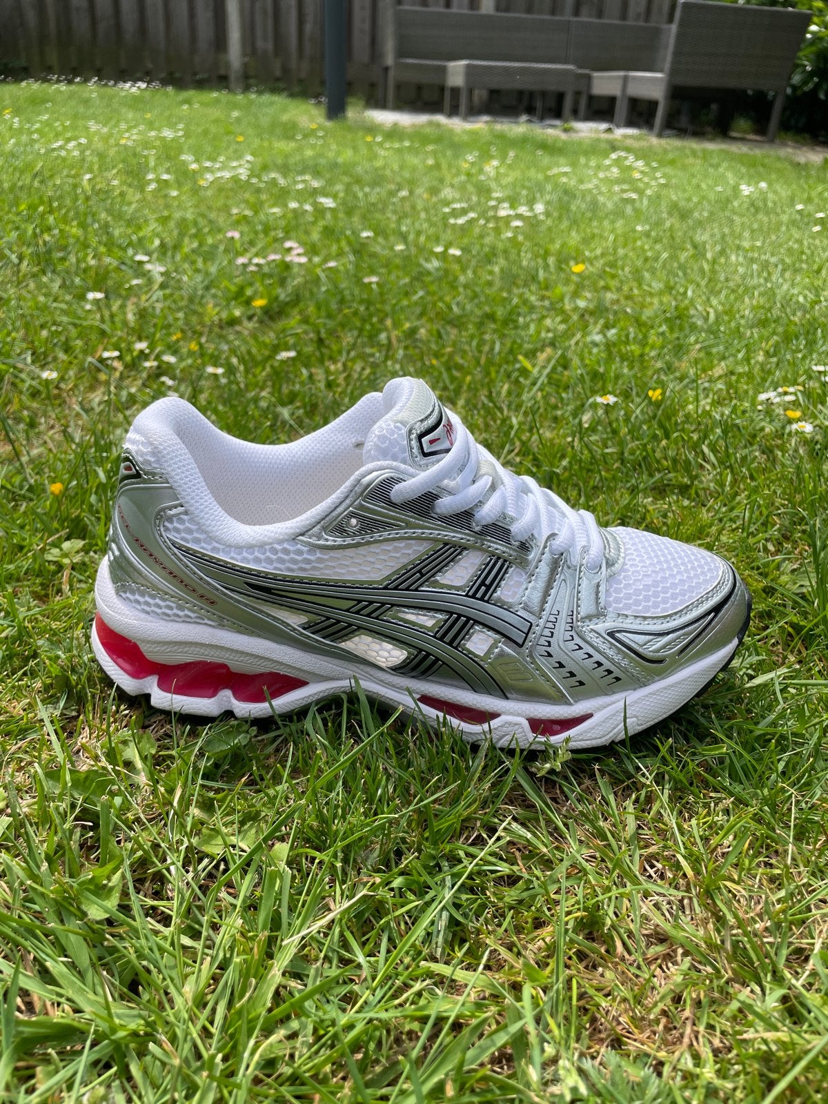 ASICS GEL-KAYANO 14 - Maat 39 - Nieuw!, Kleding | Dames, Ophalen, Nieuw, Wit, Sneakers of Gympen