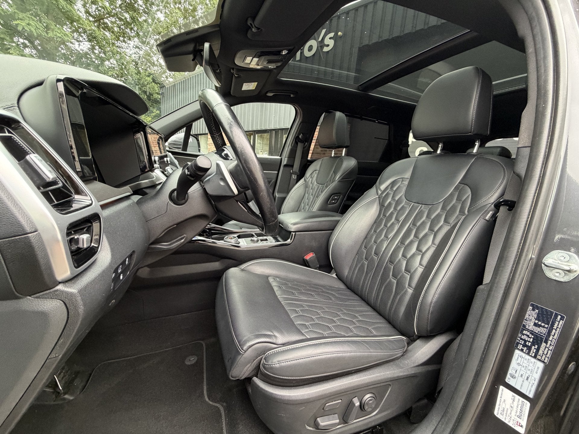 Kia Sorento 1.6 T-GDI Plug-in Hybrid 4WD ExecutiveLine 5p. P, Dealer onderhouden, Gebruikt, Euro 6, 4 cilinders