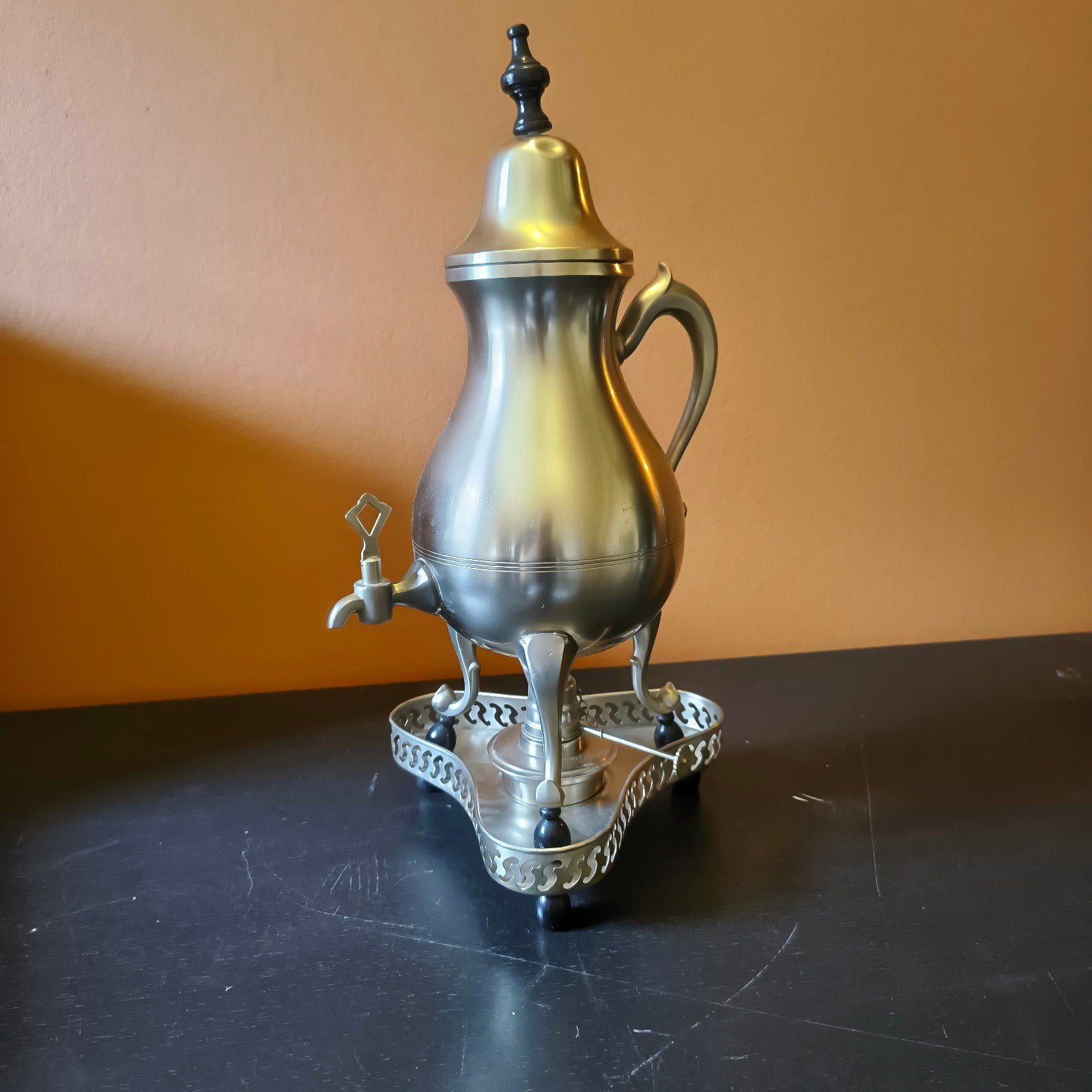 Vintage tinnen theestoof met brander en dienblad, Ophalen of Verzenden