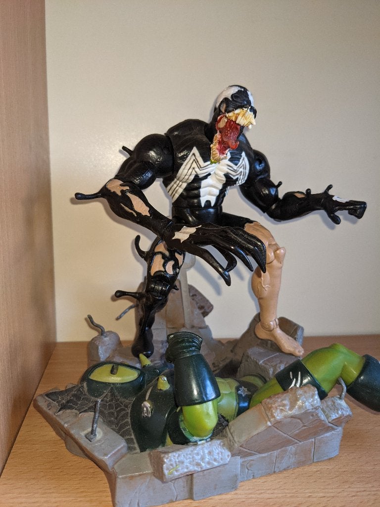 Marvel Legends Spider-Man Classics 2001 (Venom - Series 1 ), Ophalen of Verzenden, Gebruikt
