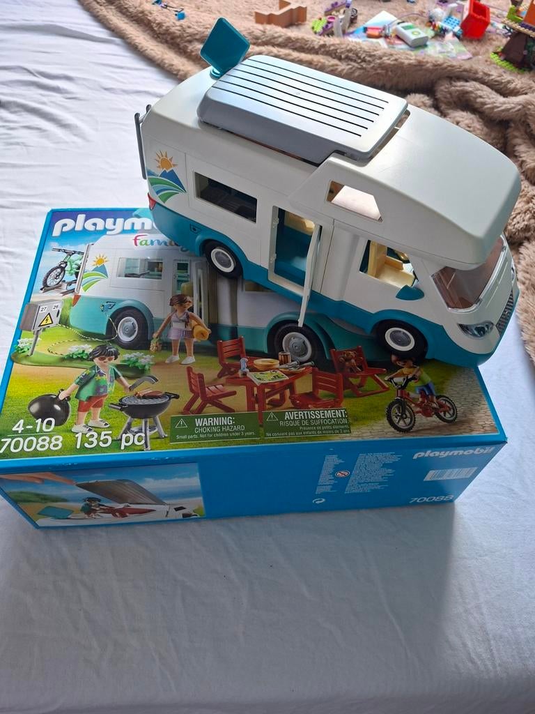 Playmobil Family Fun Camper, Ophalen, Zo goed als nieuw, Complete set