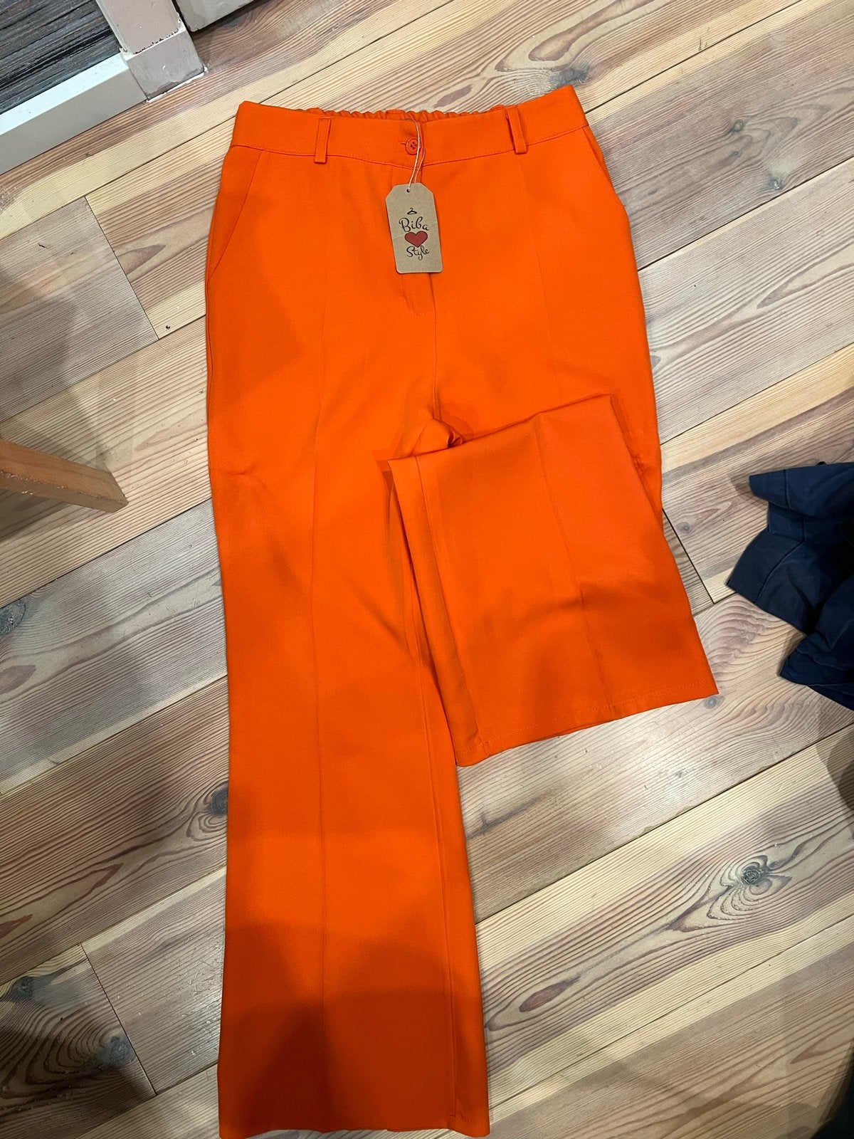 Nieuwe oranje broek van Biba Style, maat L, Maat 42/44 (L), Nieuw, Oranje, Ophalen of Verzenden