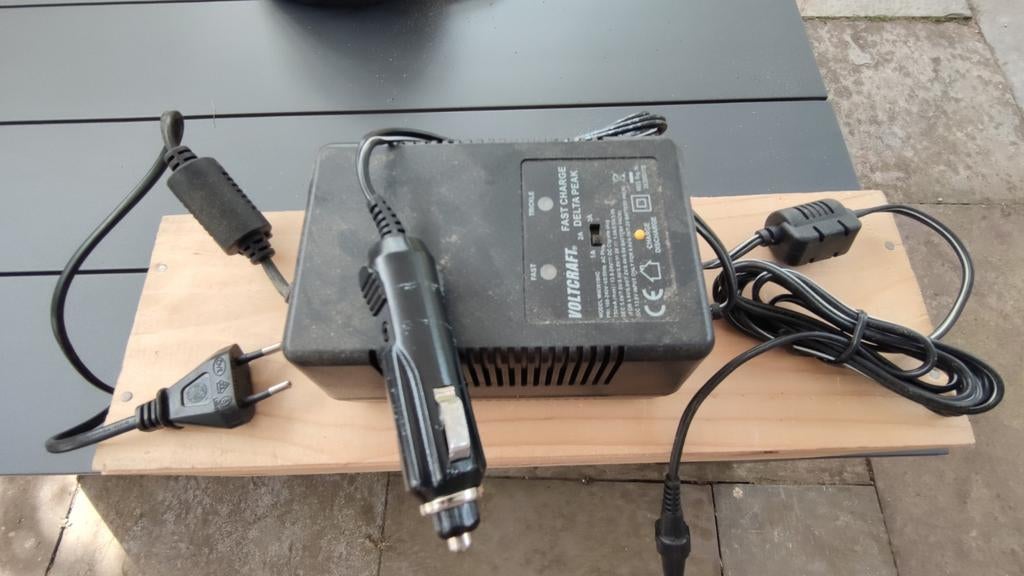 Voltcraft Acculader MW3616HC - Fast Charge Delta Peak, Ophalen of Verzenden, Gebruikt, Groter dan 1:32