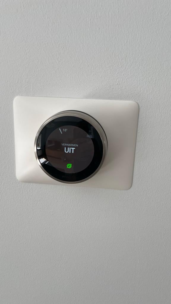 Google Nest Thermostaat E met Heat Link, Doe-het-zelf en Verbouw, Thermostaten, Ophalen of Verzenden, Slimme thermostaat, Zo goed als nieuw
