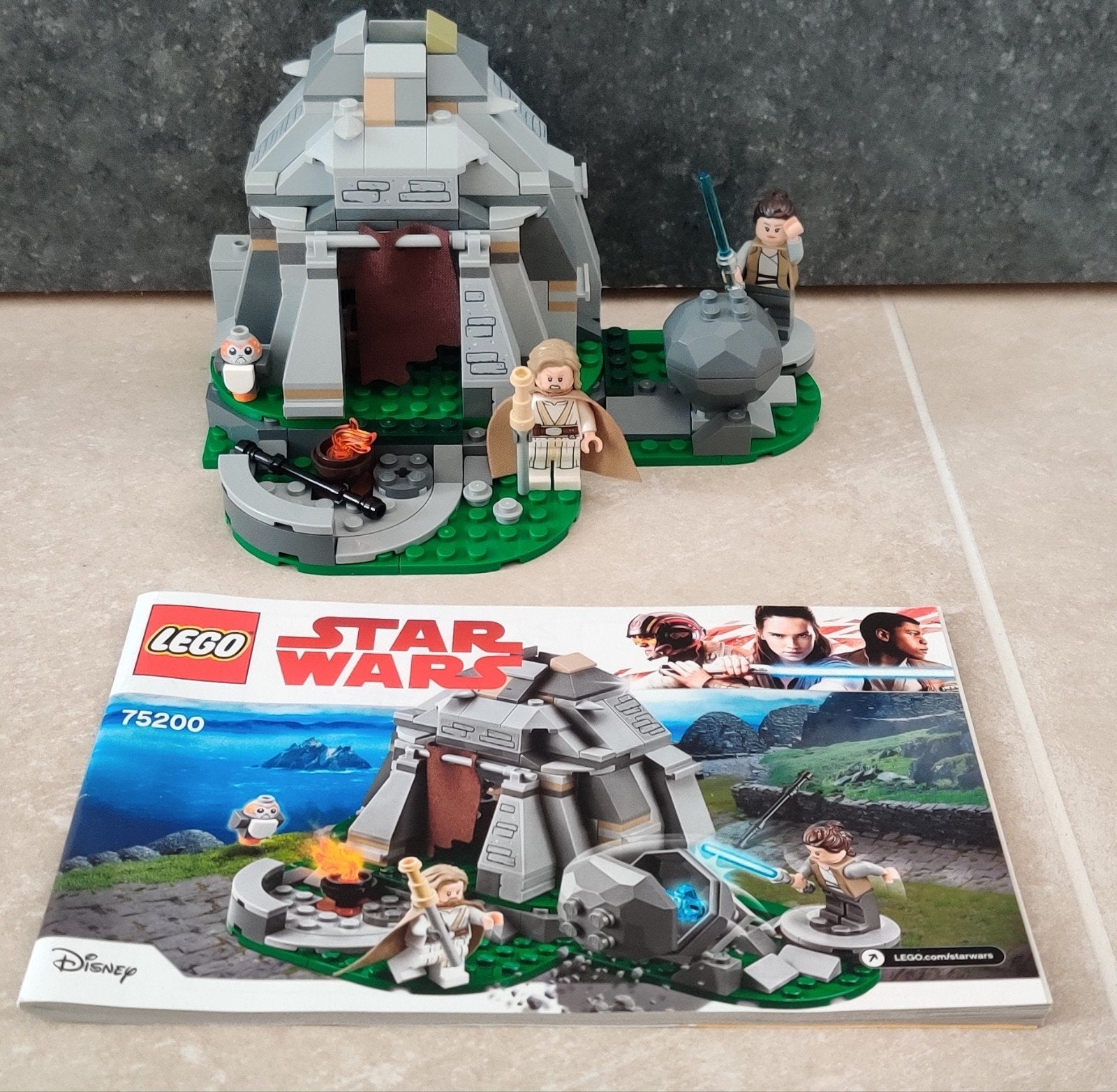 75200 - Ahch-To Island Training, Kinderen en Baby's, Star Wars, Lego, Ophalen of Verzenden, Zo goed als nieuw