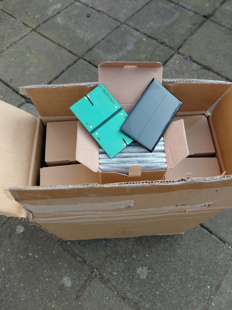 480 stuks 4V Zonnepanelen 11x7cm, Hobby en Vrije tijd, Ophalen of Verzenden, Nieuw