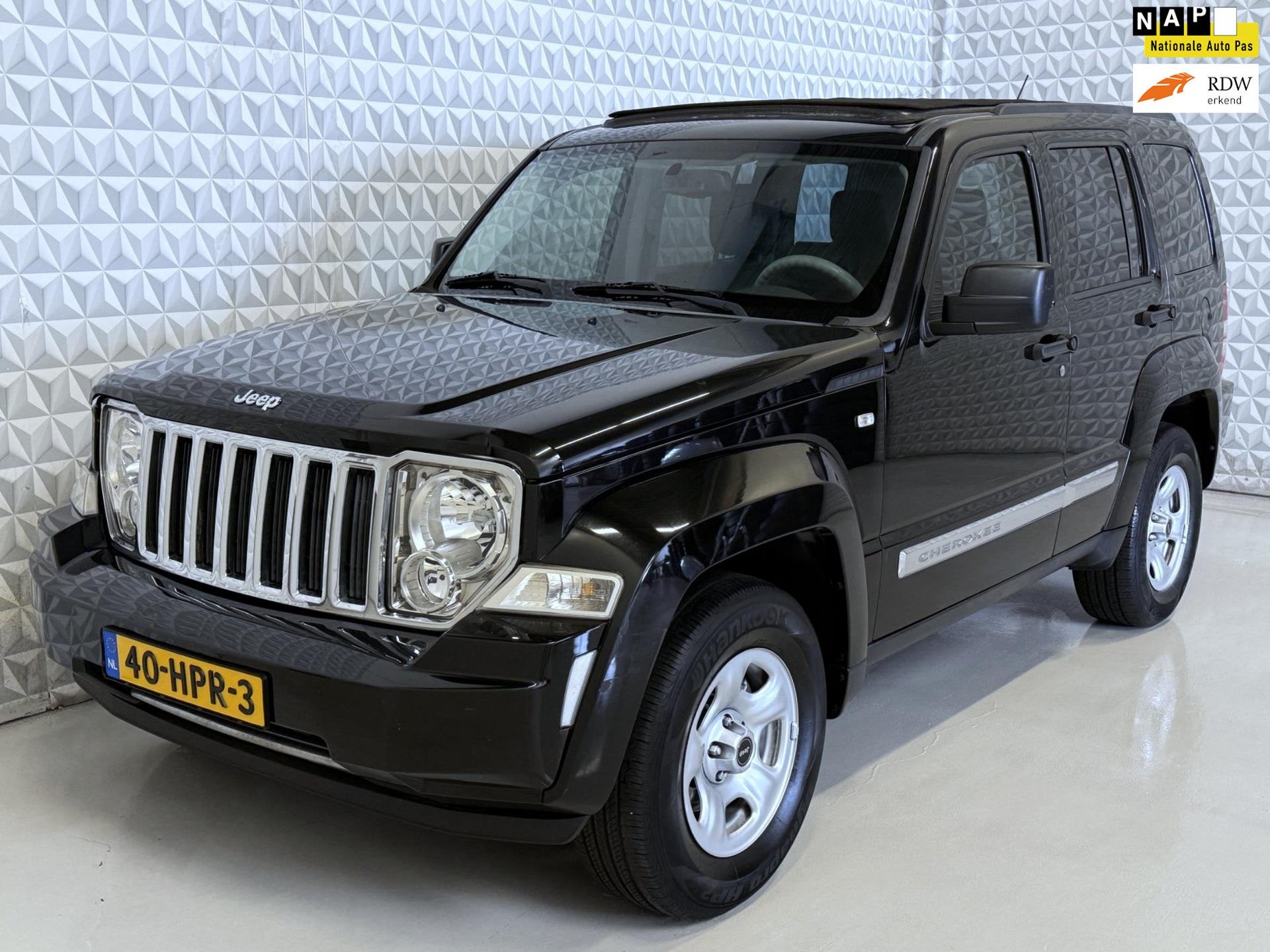 Jeep Cherokee 3.7 V6 Limited 4WD Automaat / 204.000km (2009), Auto's, Automaat, Gebruikt, Vierwielaandrijving, 6 cilinders
