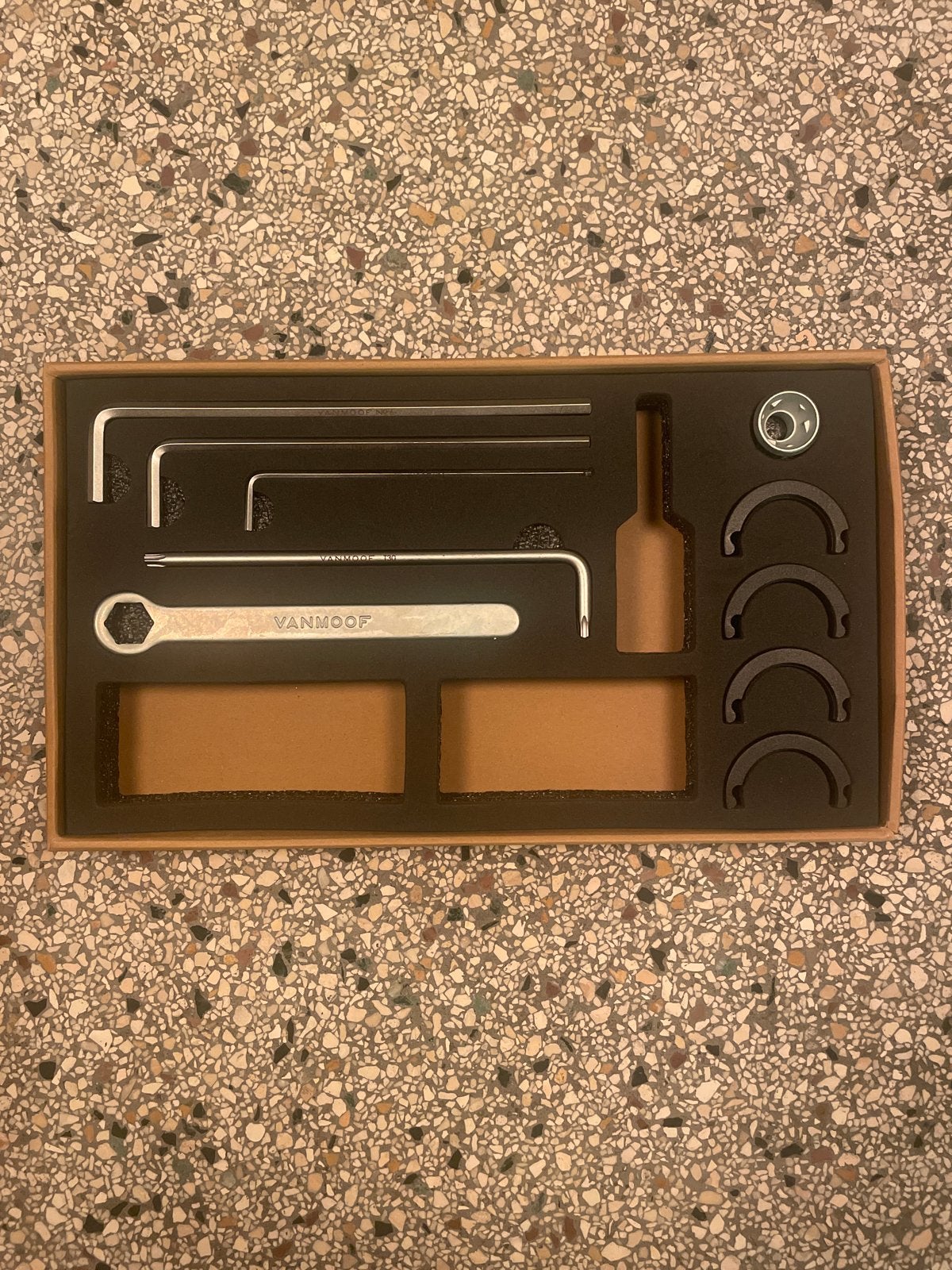 VanMoof Tool Box - T.E.A.B., Ophalen of Verzenden, Zo goed als nieuw, Gereedschapsset