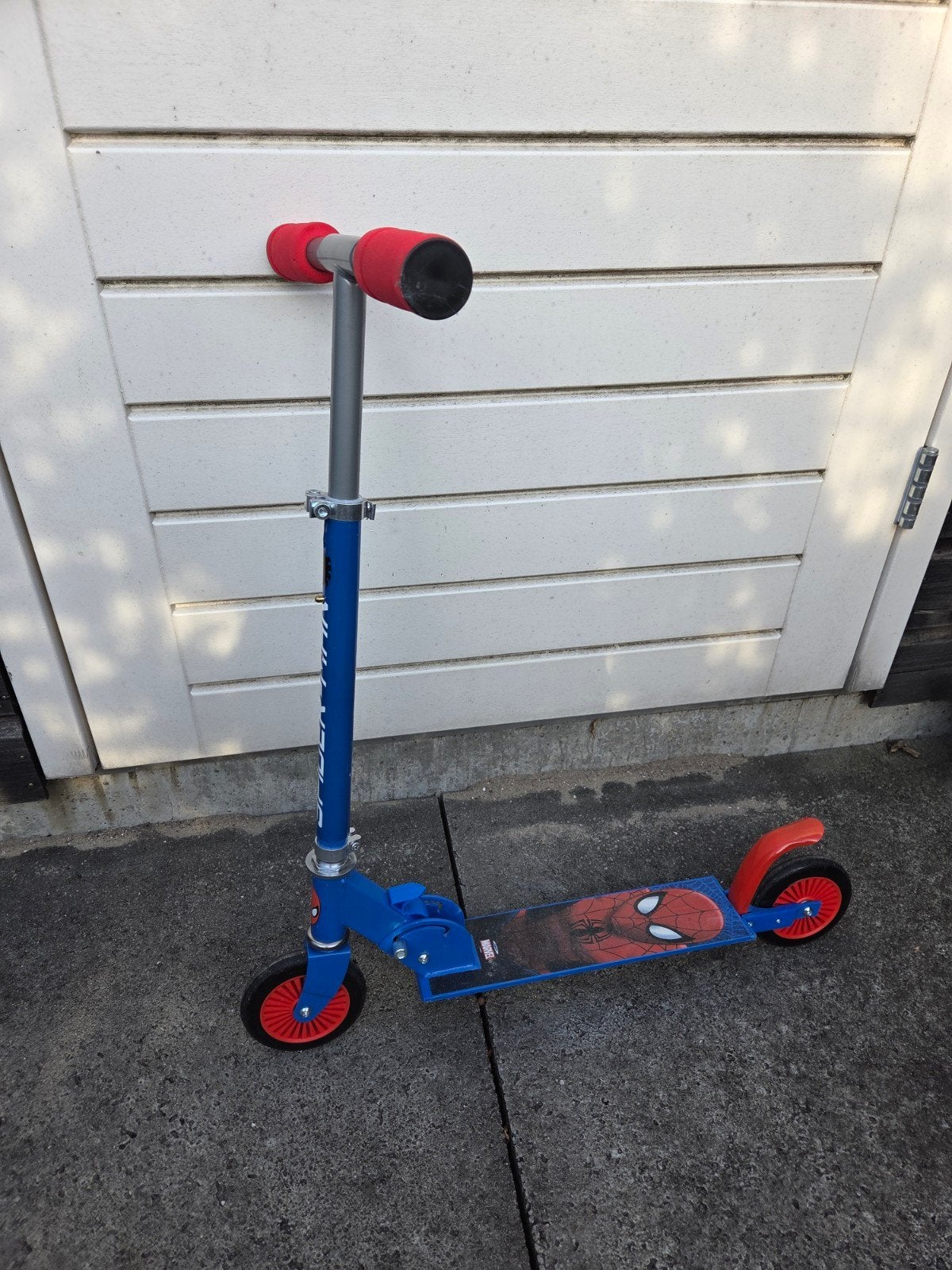 Spiderman step voor kinderen 3-5 jaar, Ophalen of Verzenden, Gebruikt, Gewone step