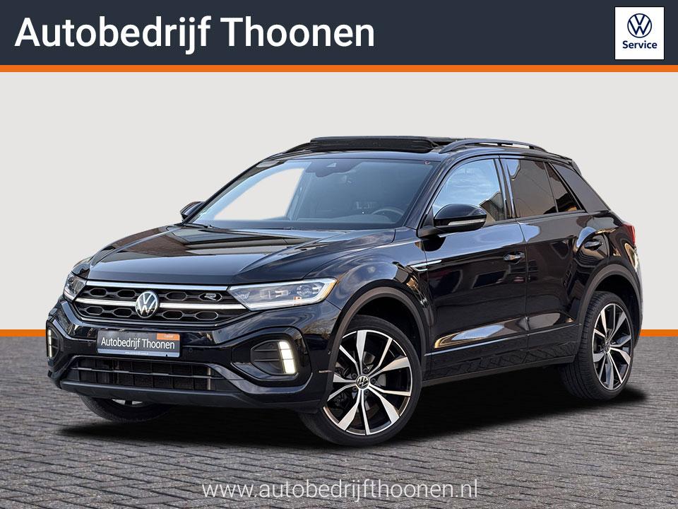 Volkswagen T-Roc 1.5 TSI R-Line | Trekhaak | Pano | 19" | St, Auto's, Adaptive Cruise Control, 4 cilinders, 150 pk, Zwart