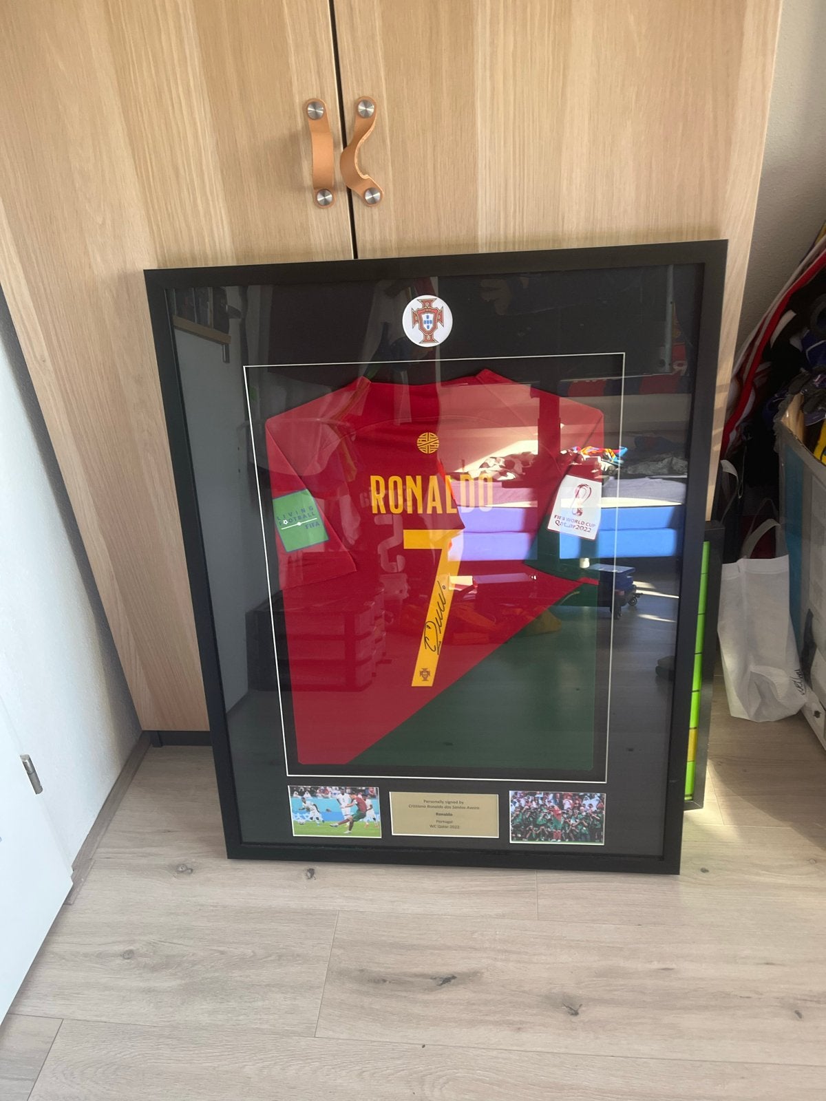 Gesigneerd Cristiano Ronaldo Shirt met COA - Ingelijst, Ophalen, Nieuw, Buitenlandse clubs, Shirt