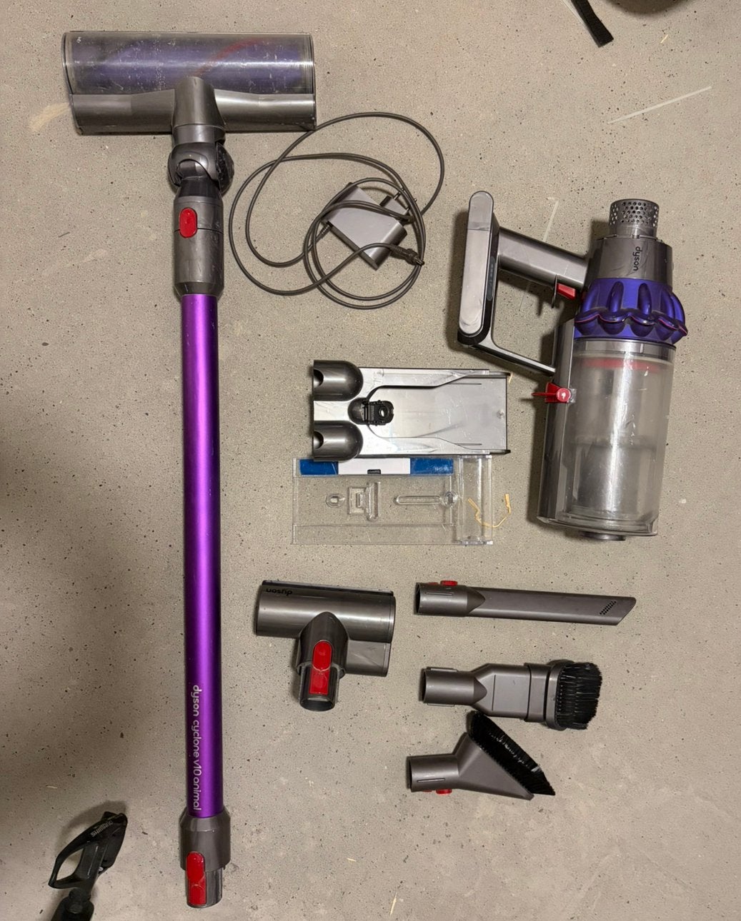 Dyson Cyclone V10 Animal, Witgoed en Apparatuur, Stofzuigers, Ophalen, Draadloos, Gebruikt, Dyson