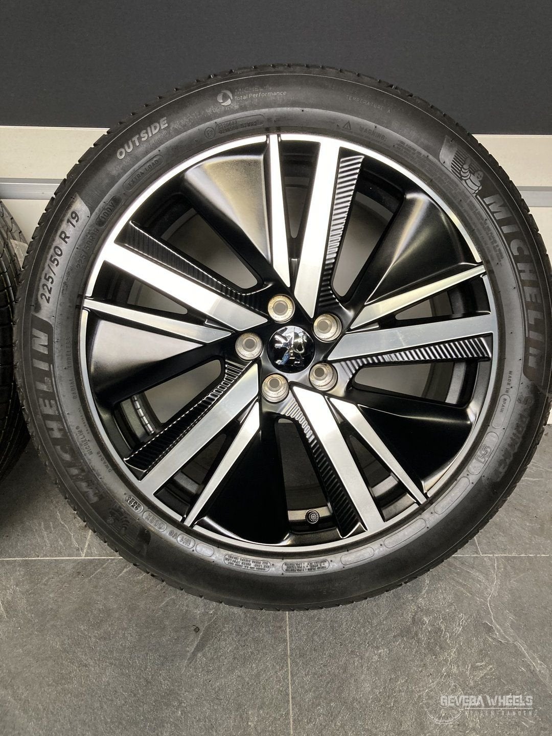 19” originele Peugeot 3008 / 5008 velgen + banden DEMO 5x108, 19 inch, Gebruikt, -, -