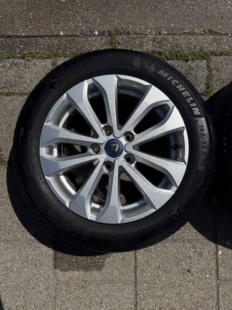 Renault Zoe Original Wheels w Michelin Primacy Summer Tires, Auto-onderdelen, Banden en Velgen, Velg(en), 16 inch, Nieuw, Ophalen of Verzenden
