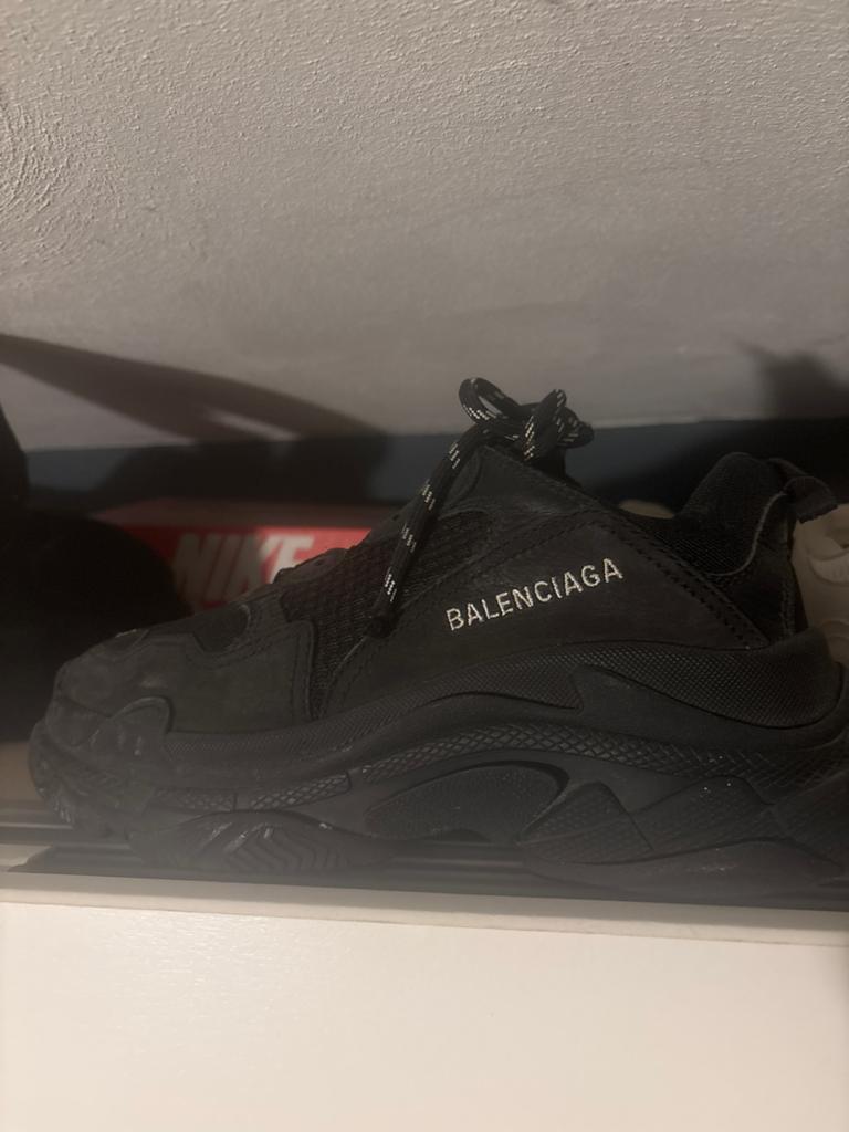 Balenciaga Triple S Zwart Maat 38 (valt als 39), Kleding | Dames, Ophalen of Verzenden, Gedragen, Zwart, Sneakers of Gympen