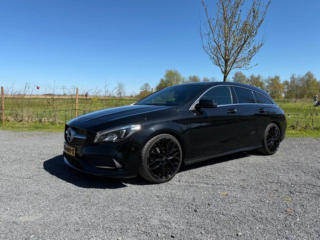 Mercedes-Benz CLA 1.6 Cla180 90KW Sh.br. 7G-DCT 2017 Zwart, Auto's, CLA, 730 kg, Zwart, 4 cilinders
