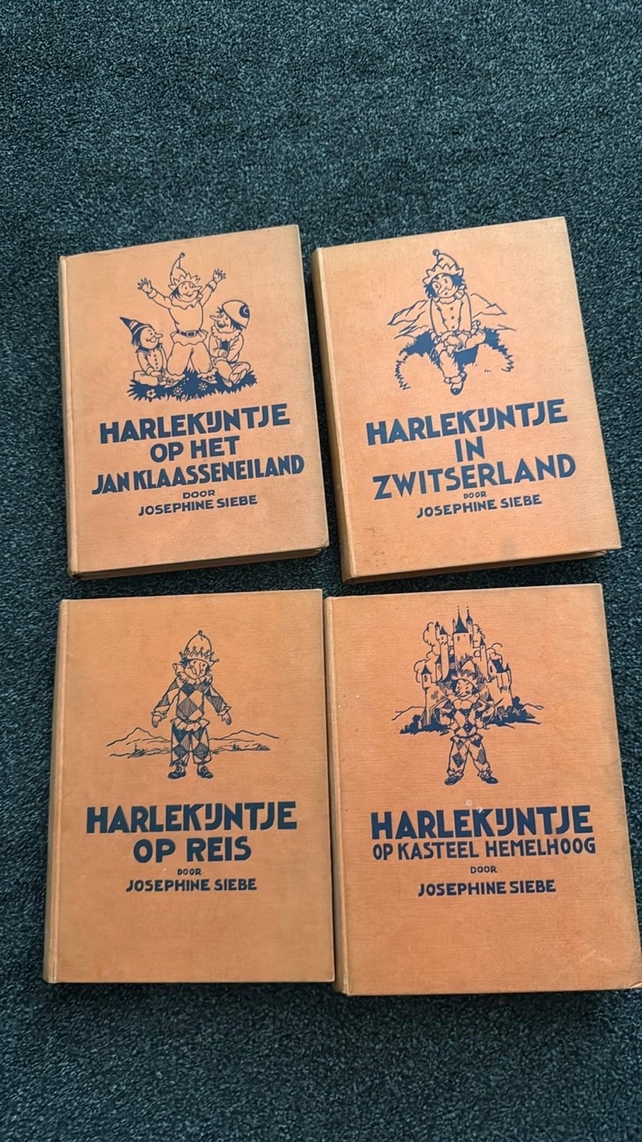 Harlekijntje boeken van Josephine Siebe (4 delen), Boeken, Ophalen of Verzenden, Gelezen, Fictie algemeen