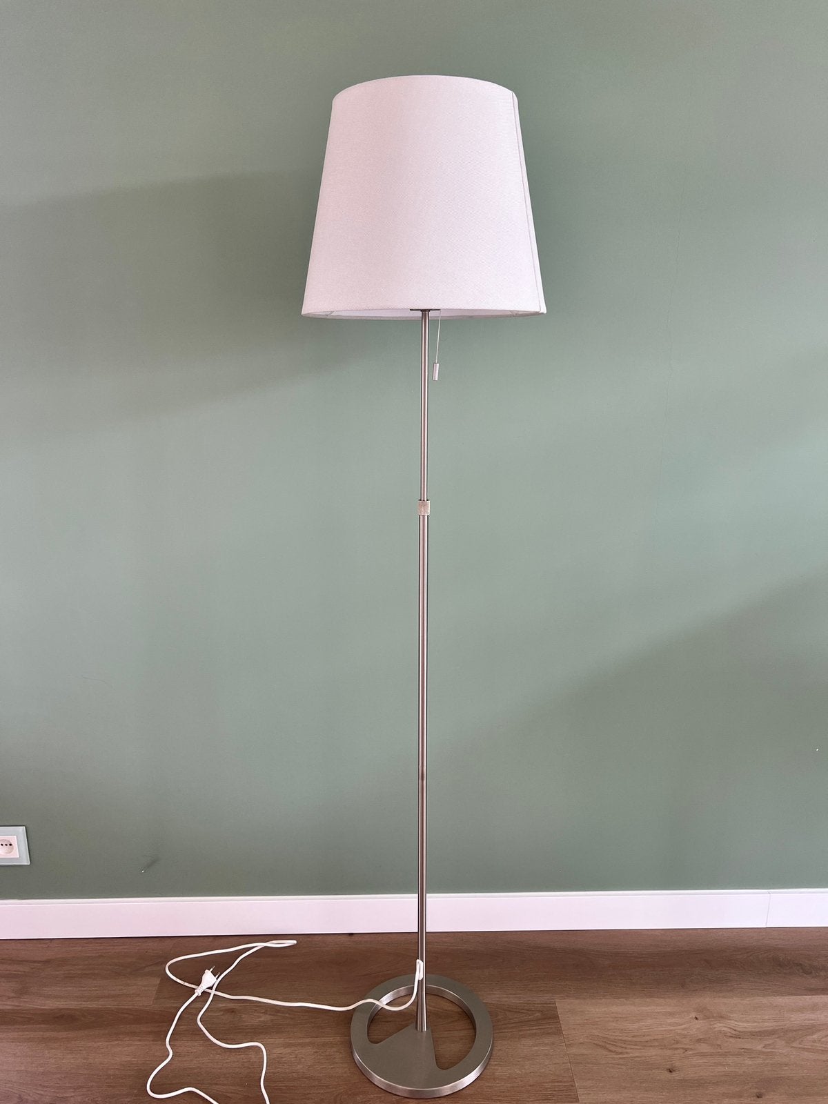 staande lamp - off white lampenkap - in hoogte verstelbaar, Huis en Inrichting, Ophalen, Gebruikt, Metaal, Modern