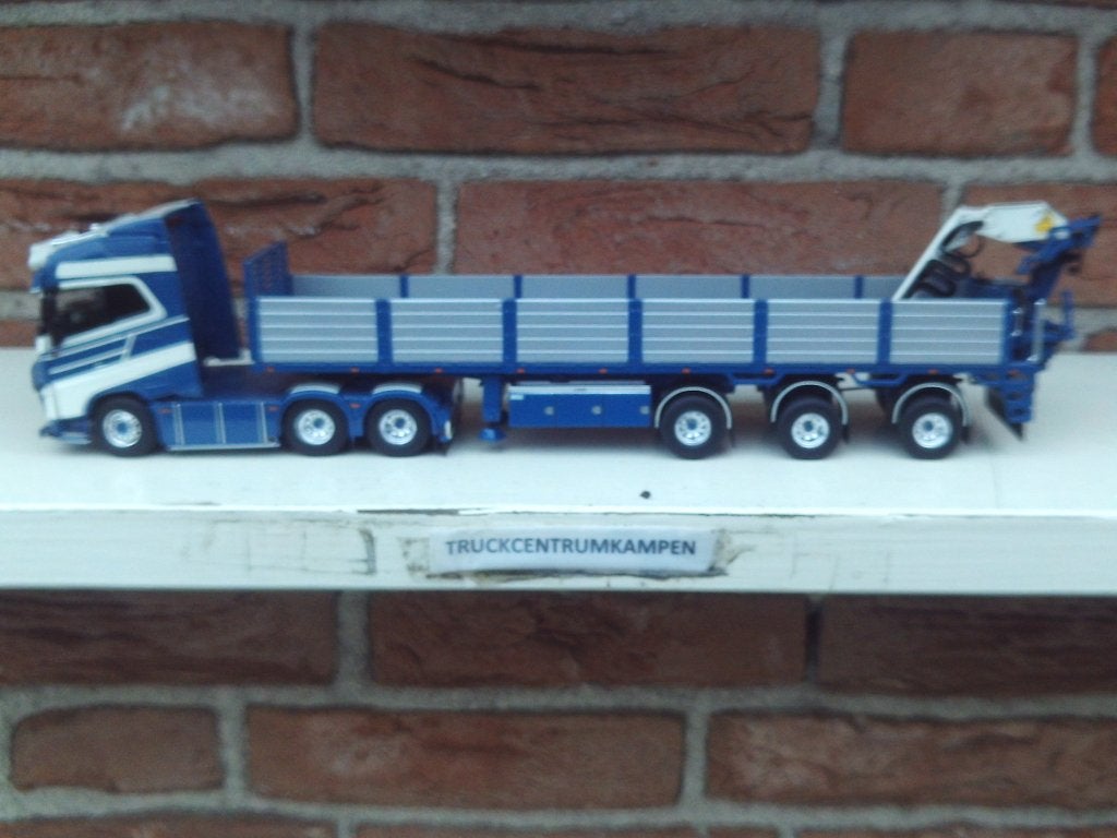 Tekno  Volvo  FH4  Globetrotter  van  Crit   Beulen., Hobby en Vrije tijd, Modelauto's | 1:50, Ophalen of Verzenden, Nieuw, Bus of Vrachtwagen