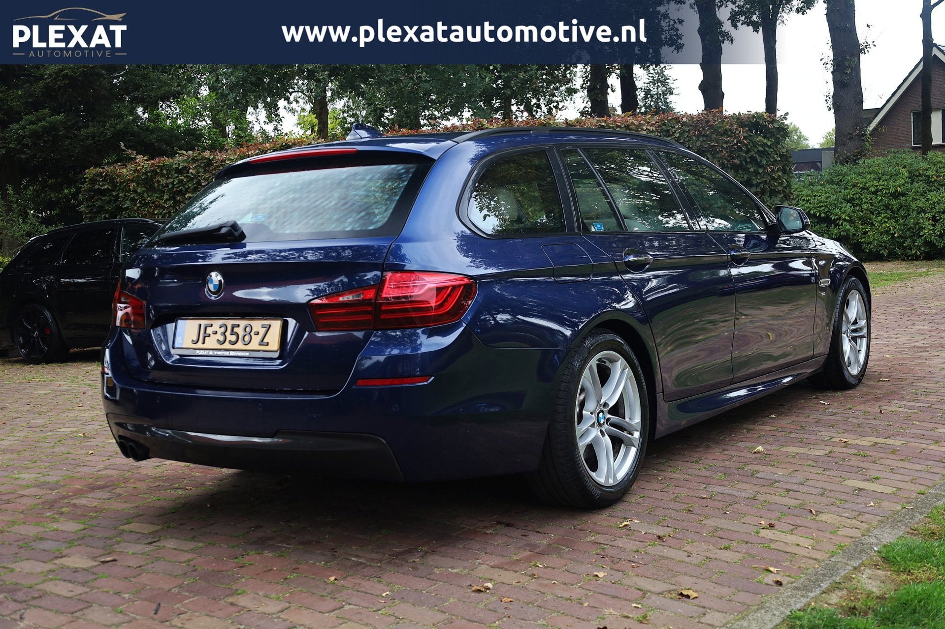 BMW 5-serie Touring 520i High Executive | M-Pakket | Handges, Achterwielaandrijving, Gebruikt, 4 cilinders, Blauw