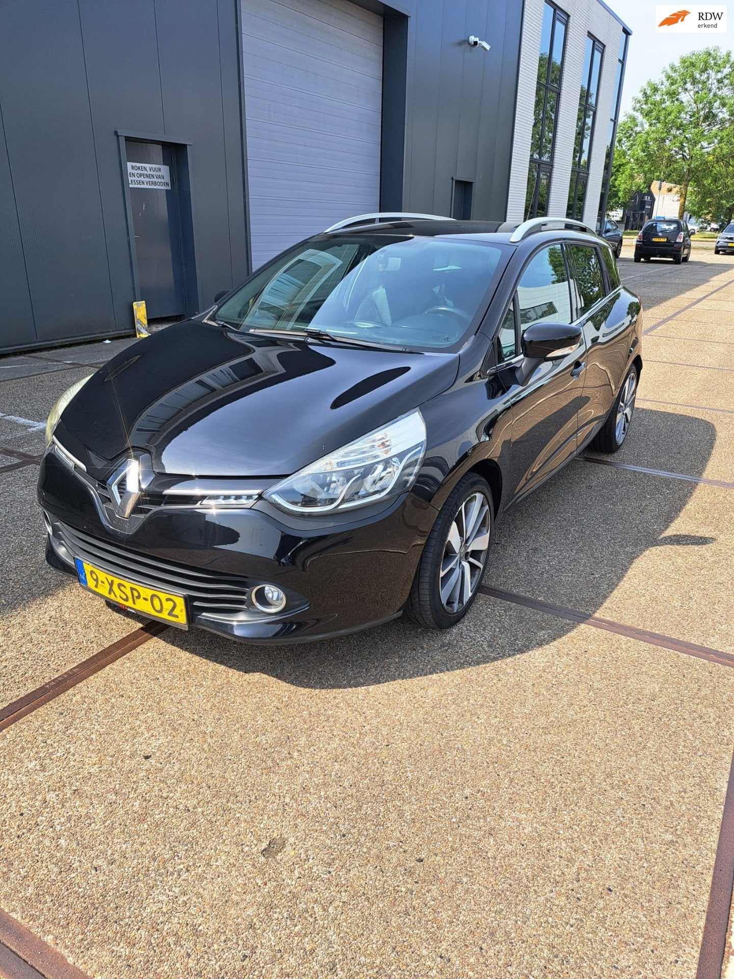 Renault Clio Estate 0.9 TCe Night&Day, Voorwielaandrijving, Zwart, Origineel Nederlands, Handgeschakeld