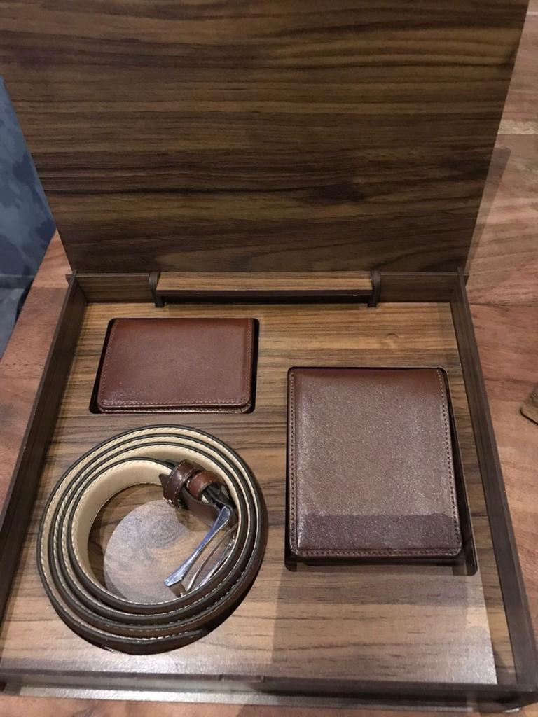 Heren portemonee - Leren Riem set - NIEUW, Bruin, Echt leder, Nieuw, Riem of Ceintuur