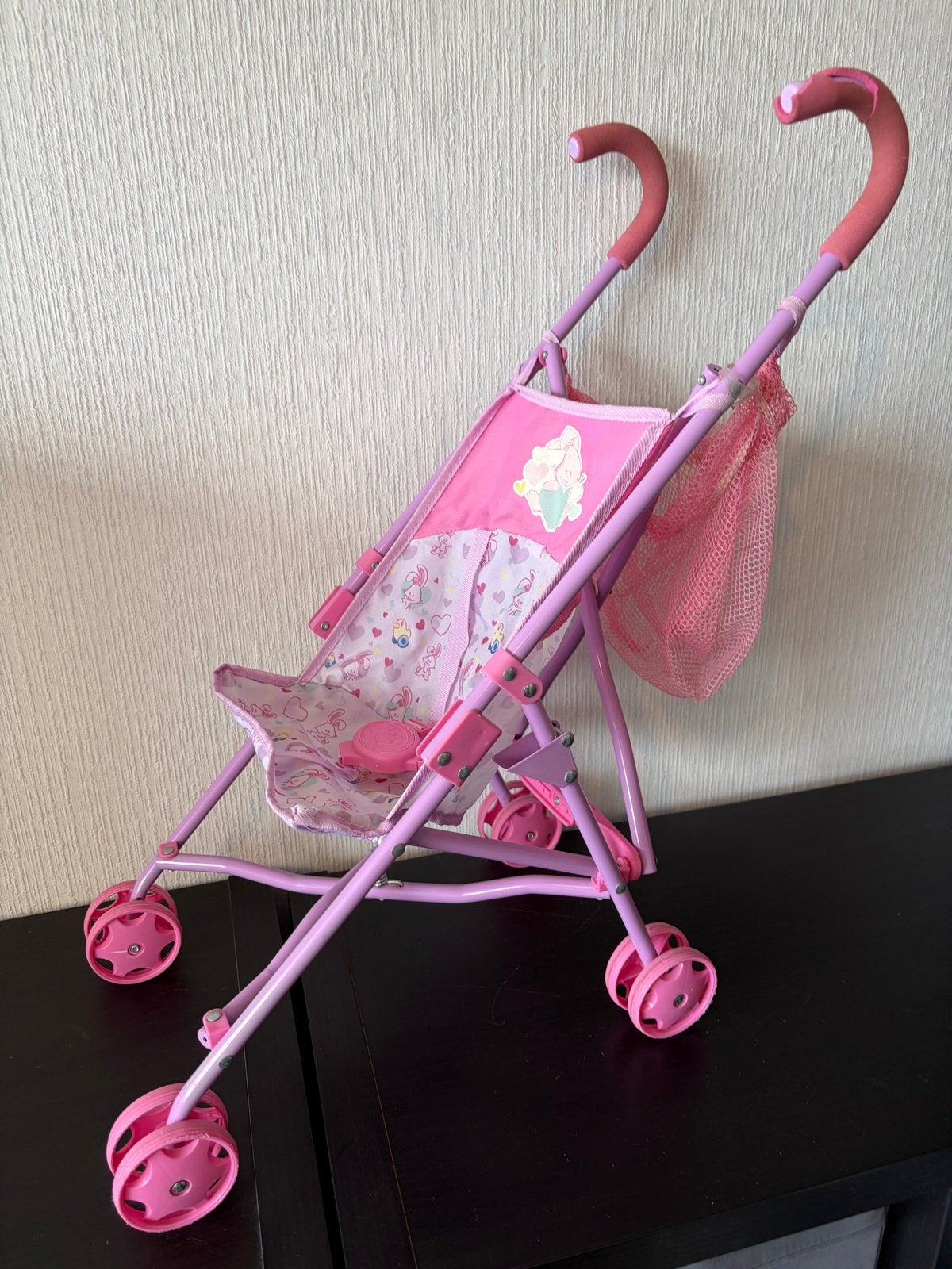 Roze poppenbuggy, Ophalen, Zo goed als nieuw, Overige typen, Met wieltjes