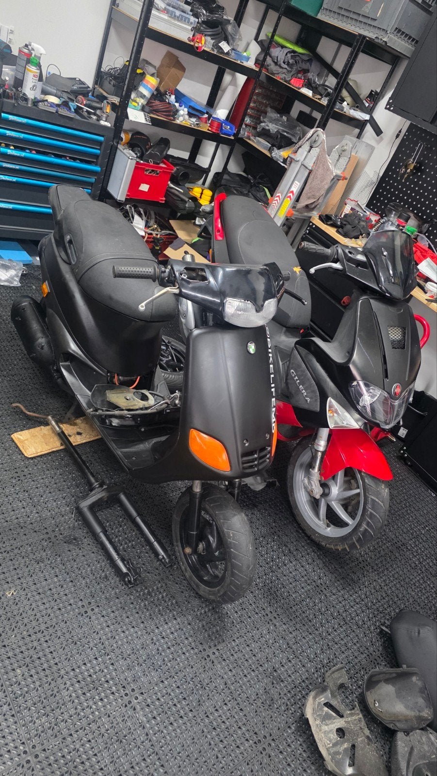 2 Scooters te ruil: Piaggio type 3 Sfera 125cc & Runner, Ophalen, Gebruikt, Benzine, Overige modellen