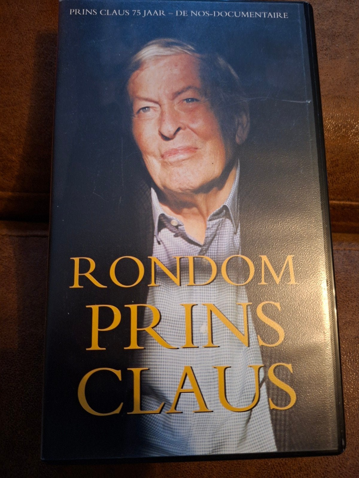 Rondom Prins Claus - NOS Documentaire (75 jaar), Gebruikt, Alle leeftijden, Politiek of Geschiedenis, Ophalen of Verzenden