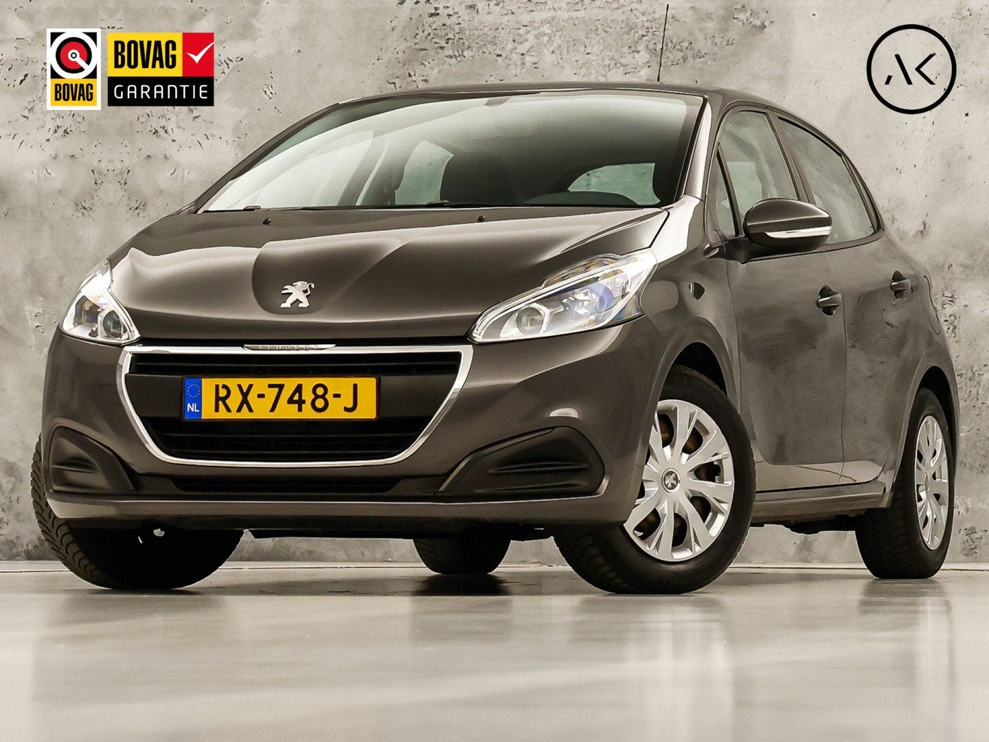 Peugeot 208 1.2 PureTech Sport (NAVIGATIE, CRUISE, BLUETOOTH, Voorwielaandrijving, 12 maanden, Stof, Gebruikt