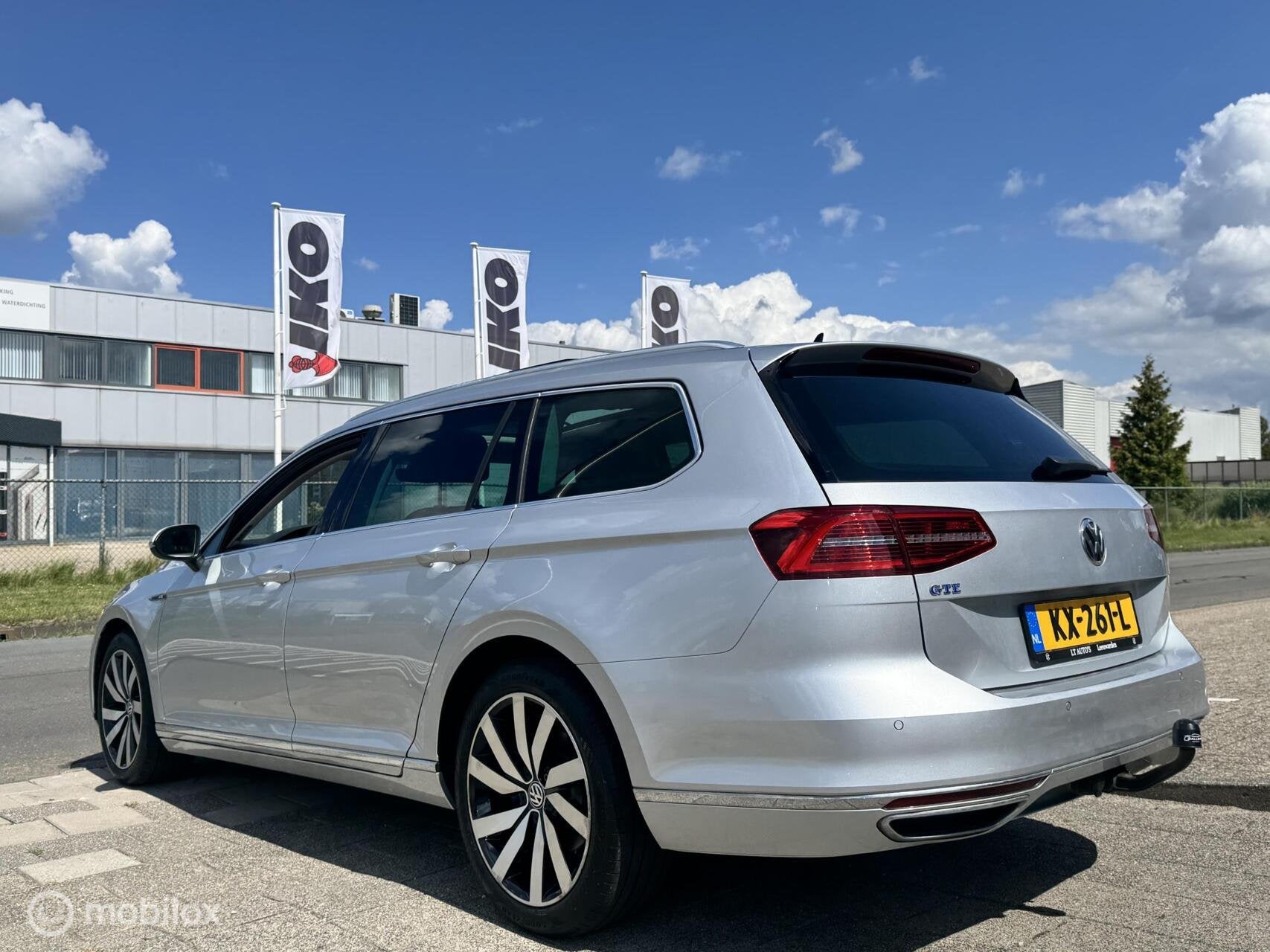 Volkswagen Passat Variant 1.4 TSI GTE Connected Series Plus, Auto's, Euro 6, 4 cilinders, Hybride Elektrisch/Benzine, 1600 kg