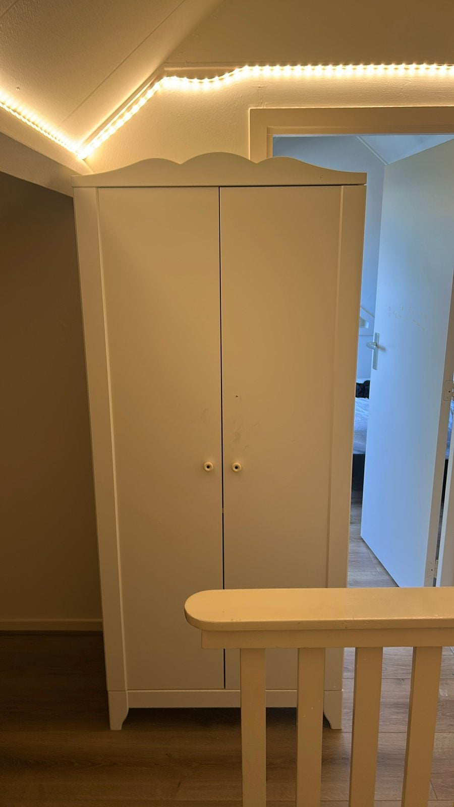 Mooie witte kast, Ophalen, 50 tot 100 cm, Zo goed als nieuw, 25 tot 50 cm