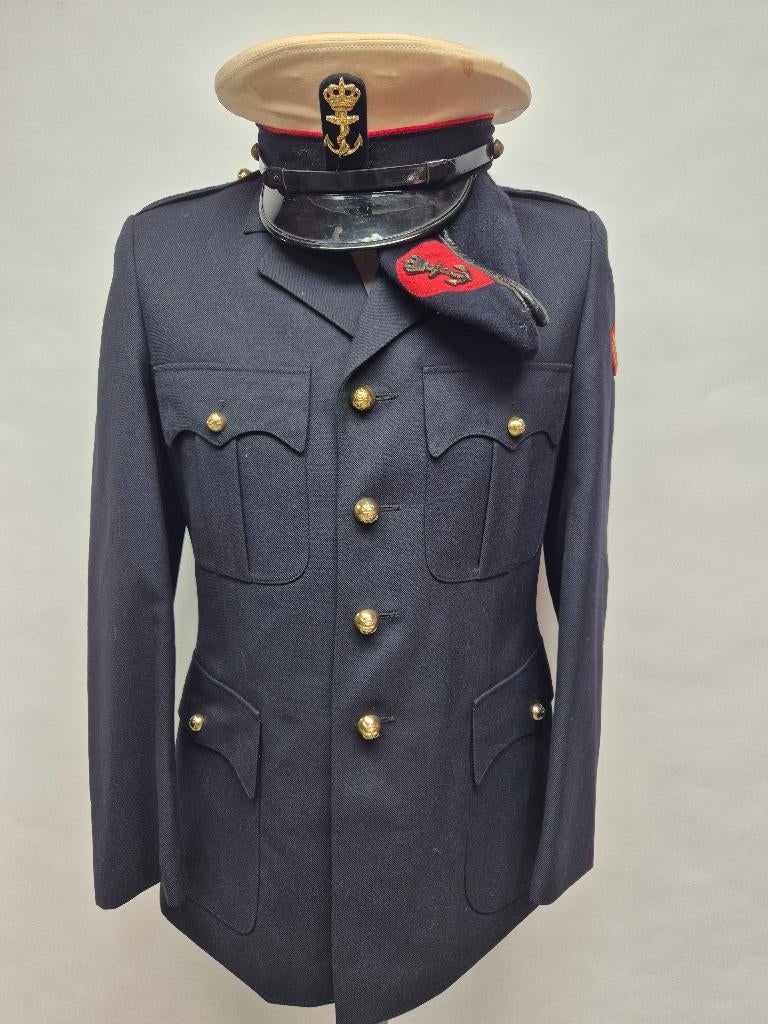 Mariniers uniform met pet en baret, Ophalen of Verzenden, Marine, Nederland, Kleding of Schoenen
