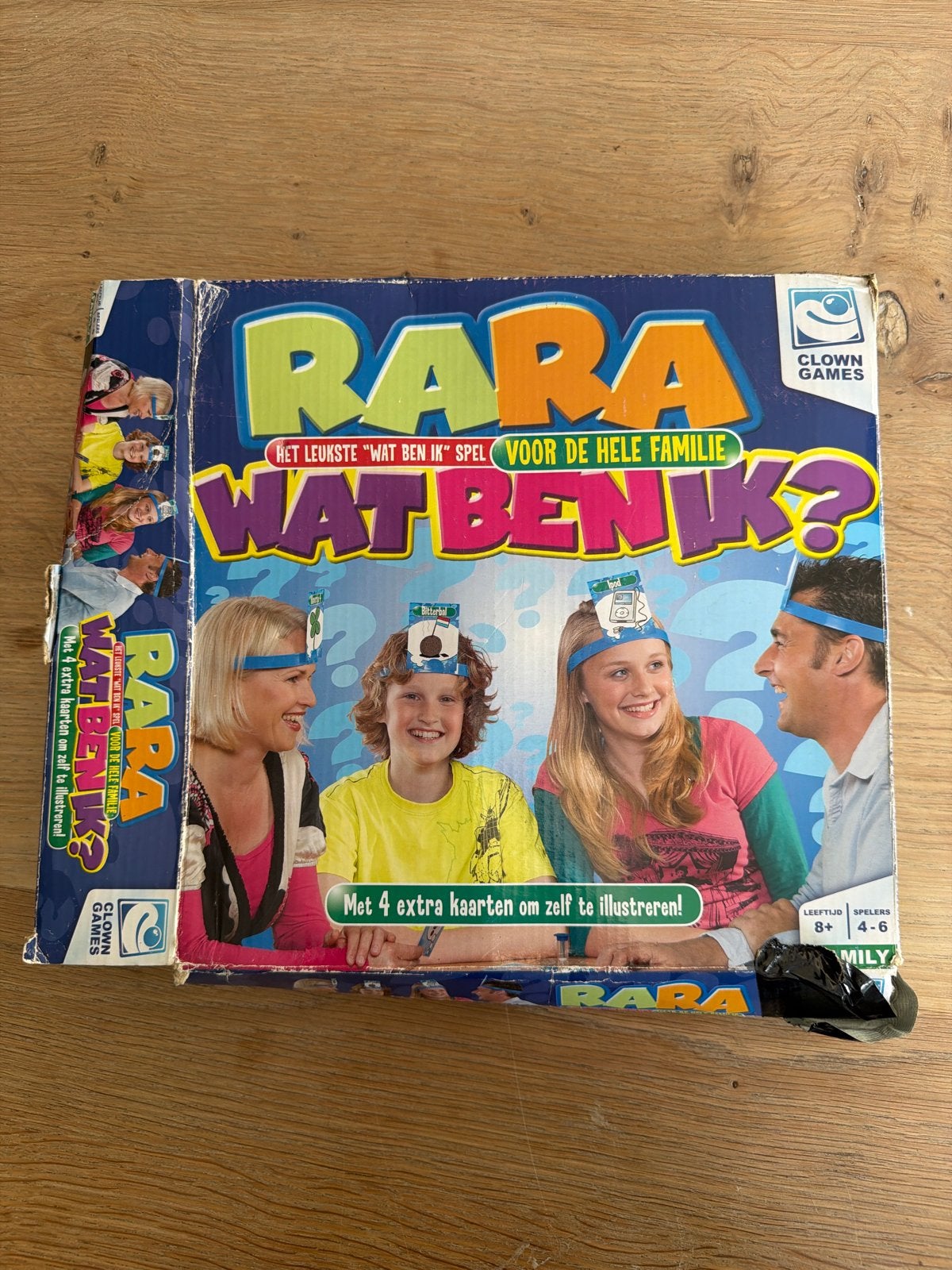 Rara Wat Ben Ik? - Het leukste familiespel!, Drie of vier spelers, Ophalen of Verzenden, Gebruikt