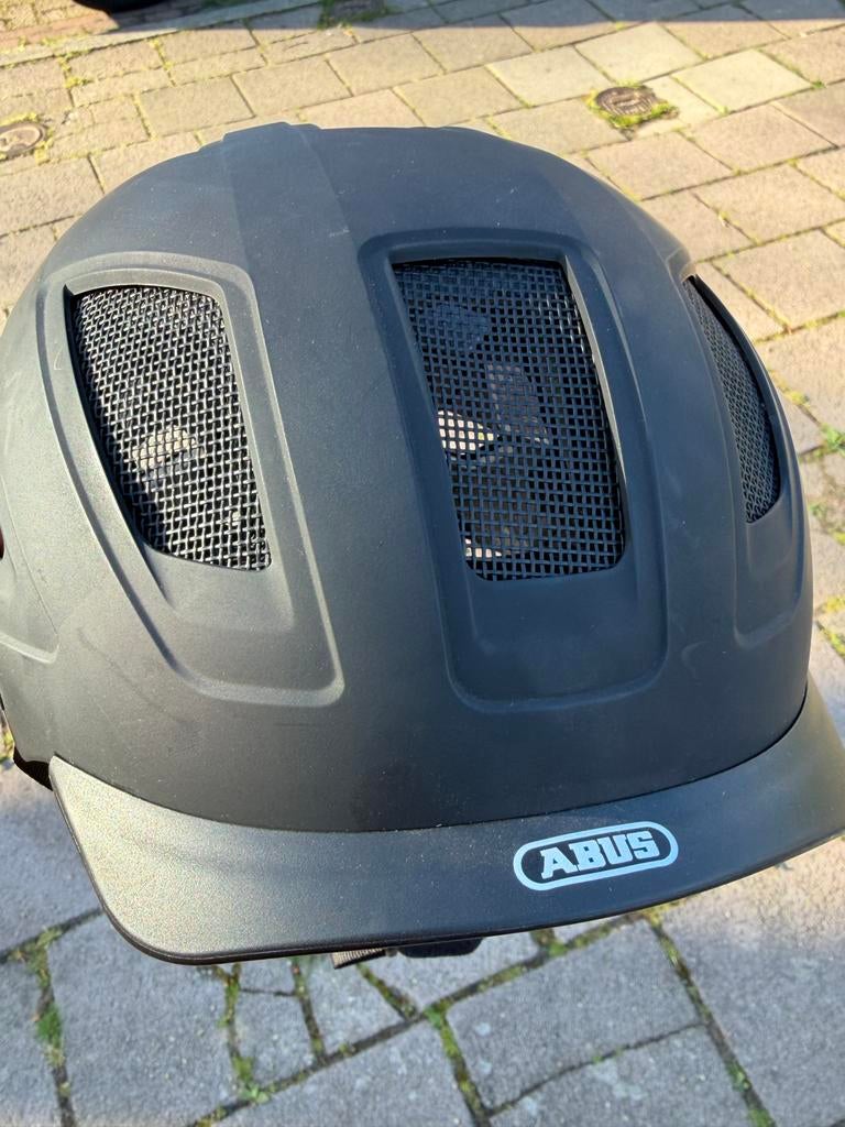 Abus Hyban 2.0 fietshelm, Ophalen, Gebruikt, Overige maten, Heer of Dame
