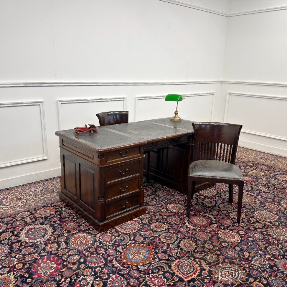 Klassiek Engelse Chesterfield Bureau Partnerdesk Set, Antiek en Kunst, Ophalen of Verzenden