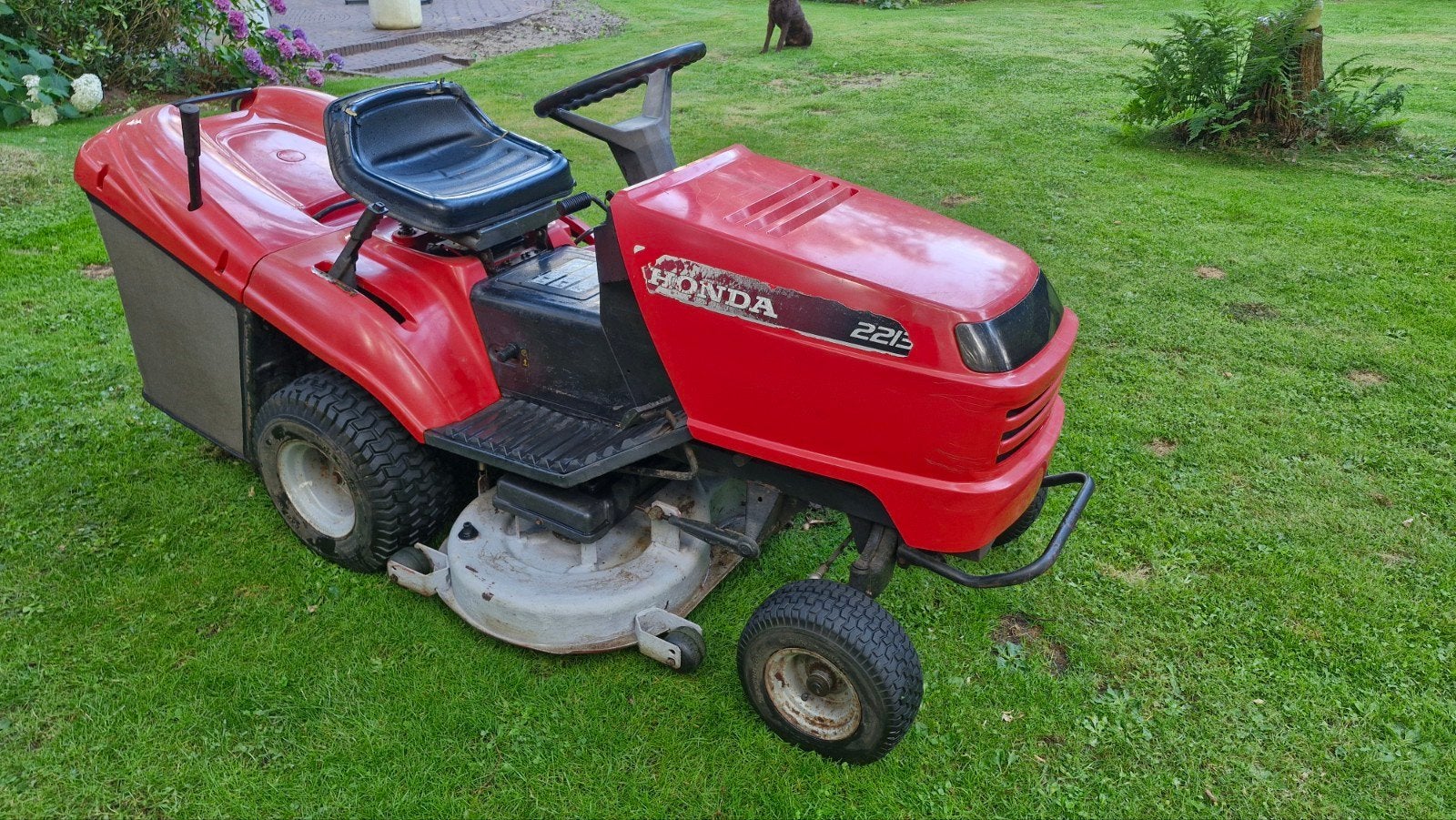Honda HF2213S Zitmaaier | Technisch in goede staat, Ophalen, Gebruikt, Versnellingen, Benzine-grasmaaier