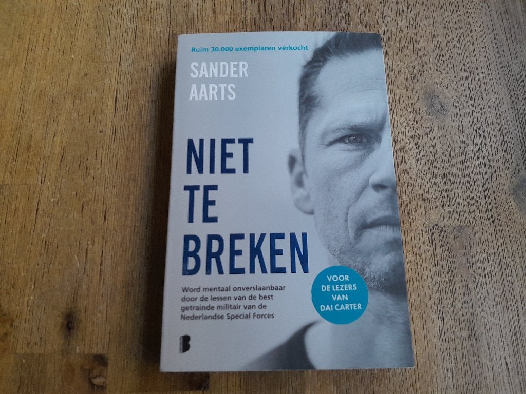 Sander Aarts/ Niet te breken, Ophalen of Verzenden, Zo goed als nieuw, Overige