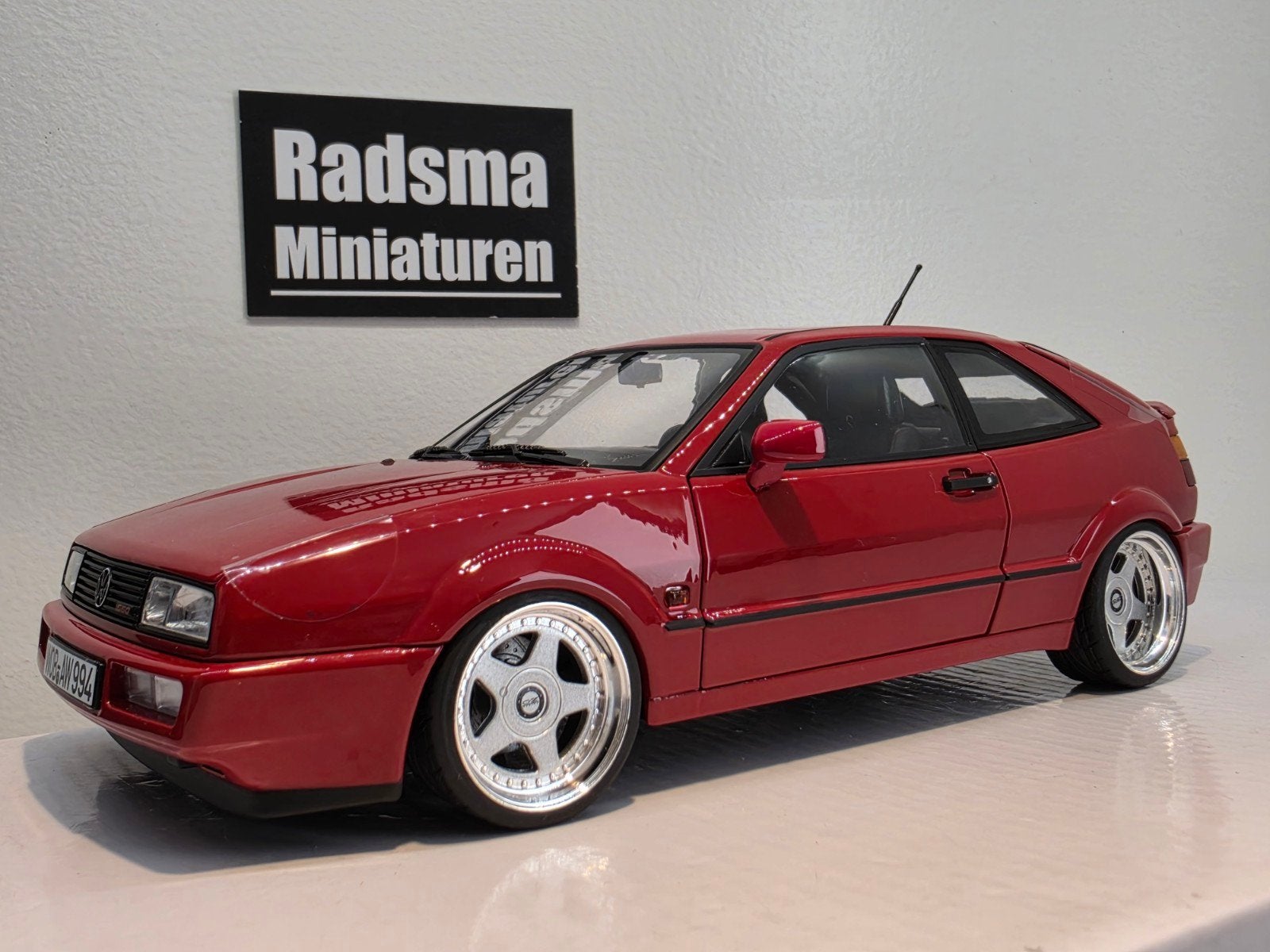 VW Corrado G60 - Verlaagd/OZ FUTURA - 1:18 Norev Custom, Hobby en Vrije tijd, Auto, Norev, Ophalen of Verzenden, Zo goed als nieuw