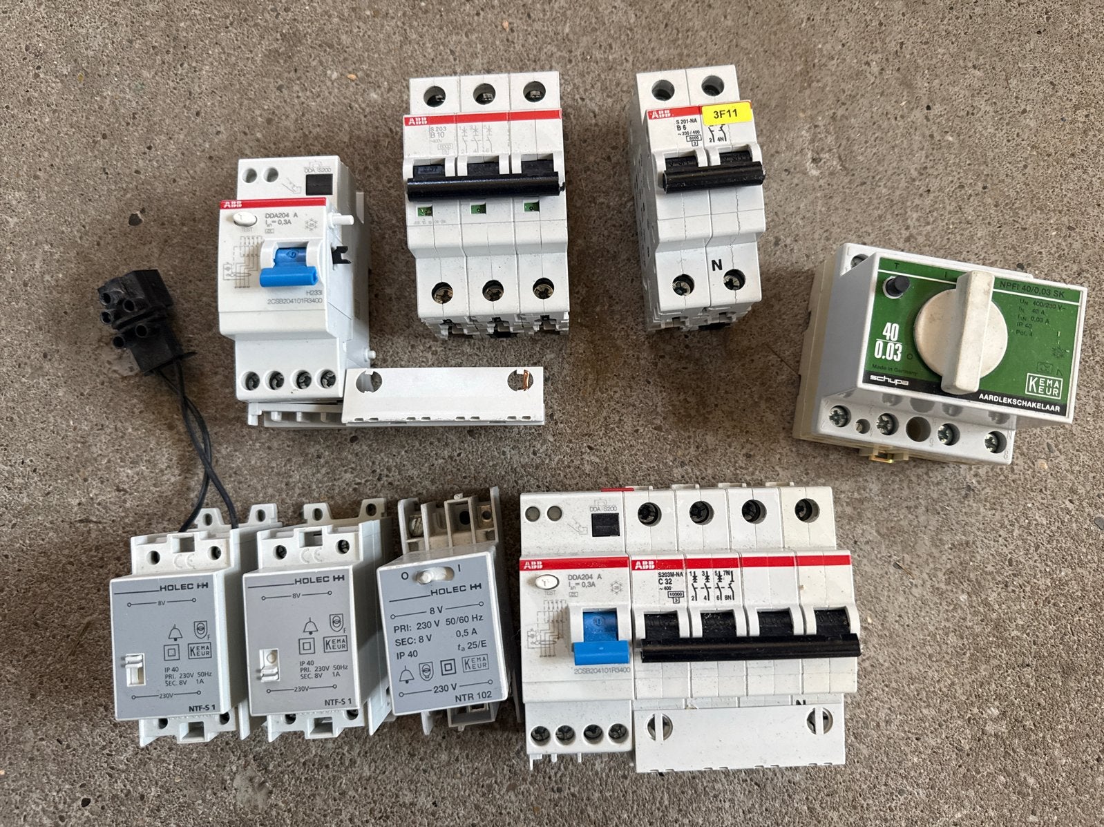 Automaten ABB Holec Bel Trafo - Per stuk of als set, Ophalen of Verzenden, Gebruikt, ABB, Installatieautomaat
