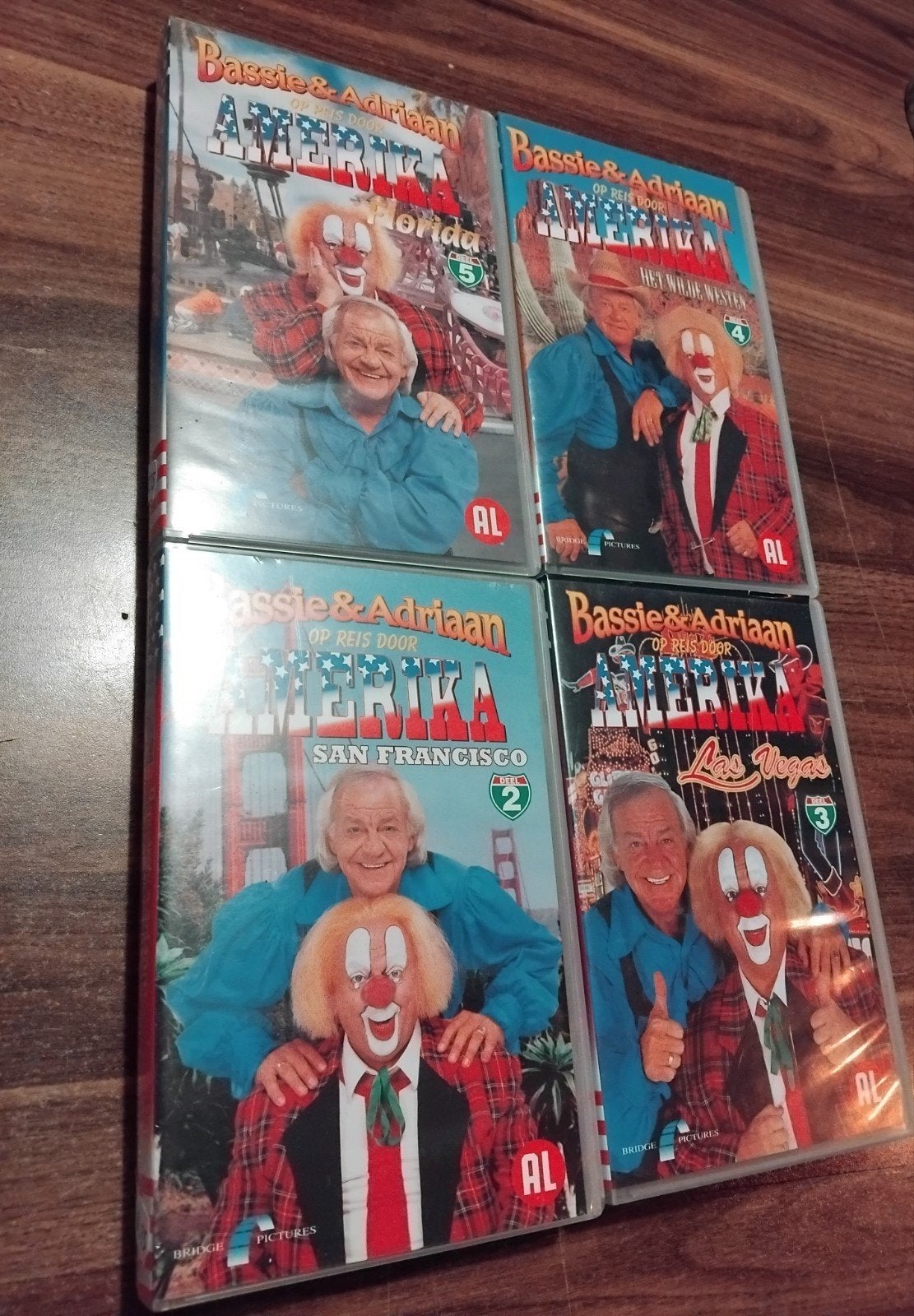 4x bassie & Adriaan vhs video banden, Alle leeftijden, Ophalen of Verzenden, Gebruikt, Nederlandstalig
