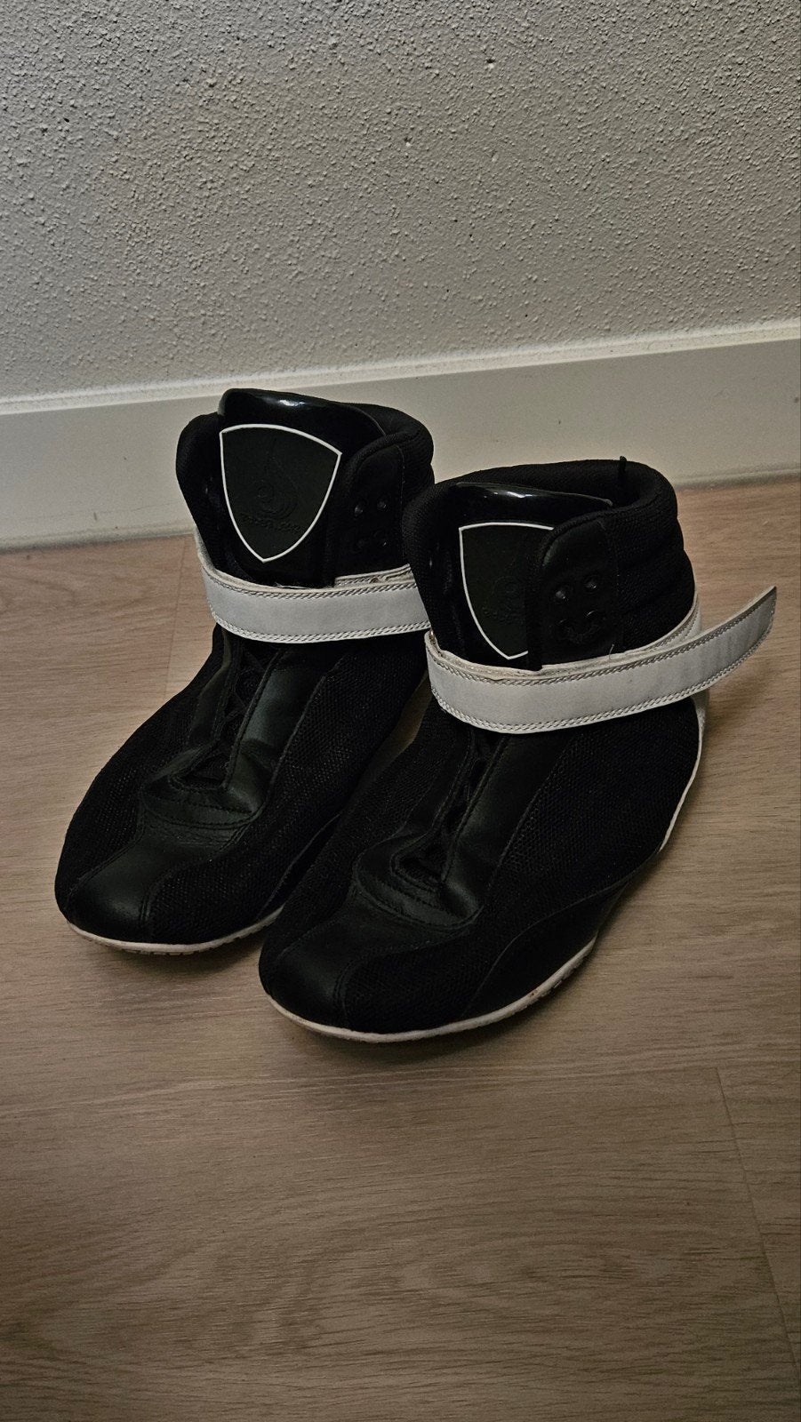 Ryderwear schoenen maat 44 - Zwart-Wit en Zwart-Blauw, Ophalen of Verzenden, Zo goed als nieuw, Zwart