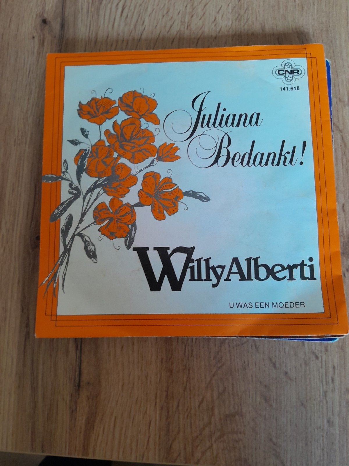 Willy alberti 7inch Juliana bedankt, Ophalen of Verzenden, Zo goed als nieuw, Nederlandstalig